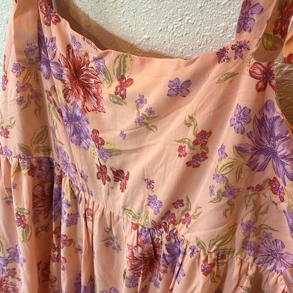 Carly Jean Los Angeles Kacey Floral Dress NWOT - Picture 6 of 6